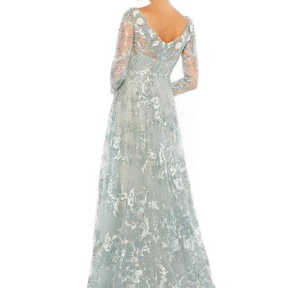 Mac Duggal stunning mother of bride/groom dress or black tie event! - Picture 2 of 16